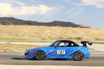 media/Oct-08-2023-Extreme Speed (Sun) [[05af469d3b]]/2-Green/session 1 skid pad/